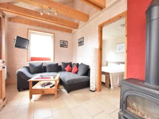 Chalet by Ruehn Lake with BBQ, cleaning included - Rühn - 0