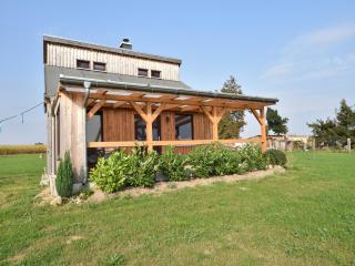 Chalet by Ruehn Lake with BBQ, cleaning included - Rühn - 9
