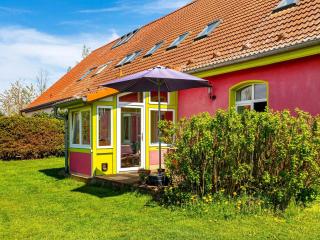 Apartment in Altentreptow with Garden, cleaning included - Altentreptow - 2