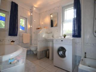 Apartment Schönow near Berlin & Sauna, cleaning included - - 2