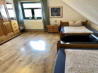 Geräumige Wohnung in Dargun mit Pool, cleaning included - 0