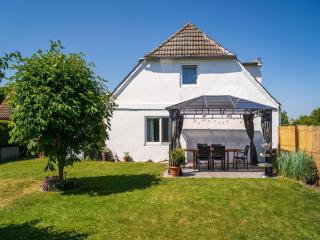 Holiday Home near Baltic Sea Beach, cleaning included - Pepelow - 9