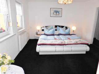 Holiday home in Sommerfeld near Lake, cleaning included - - 6