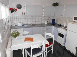 Holiday home in Sommerfeld near Lake, cleaning included - - 2