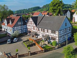 Apartment in Ober Waroldern with Sauna, cleaning included - Oberwaroldern - 9