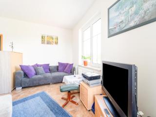 Apartment In Petersberg with garden, cleaning included - Petersberg - 1