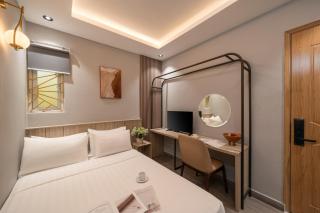 Cozy Inn Hotel In City Center - Ho Chi Minh - 0