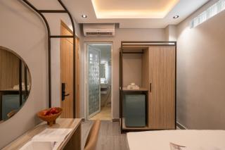 Cozy Inn Hotel In City Center - Ho Chi Minh - 5