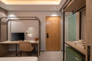 Cozy Inn Hotel In City Center - Ho Chi Minh - 1