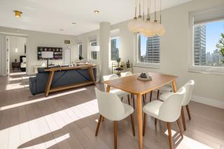 RARE Luxurious Apartment 1 Block From Time Square - 5