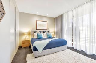 Unit 6 Centenary Park Townhouse - Bright - 5