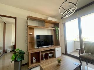 En Equipetrol, dpto de lujo, 2 plazas - 4