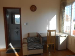 Spacious, airy, rent competitive 2bdrm apt - Hanoi - 8