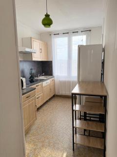 Appartement spacieux au centre-ville - Montluçon - 4