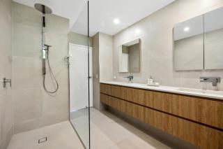 Sunshine Beach Views - 1