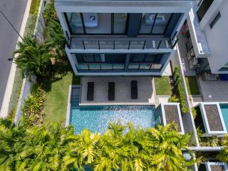 Modern Minimalist 6 Bedroom Light Luxury Villa Private Pool Golf Course Laguna Park - Ban Phru Champa - 1