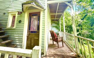 Secluded Downtown Suite with a view - Eureka Springs - 9