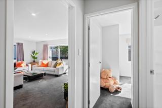 42 Rutherford Crescent - 1