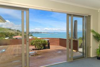 Sea Views and Sunsets in Nelson - Nelson - 8