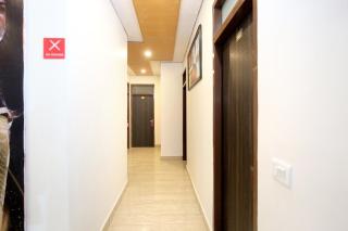 Collection O Gold Star - Mohali - 0