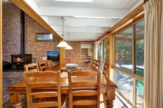 Warrina - Overlooks Ovens River and five minute walk into town - Bright - 3