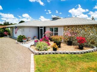 Welcome to your perfect beach getaway! - Bonita Springs - 0