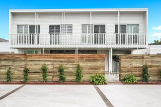 Sanctuary Spaces - Lomani Six - 8