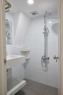 The Selenite Home Hanoi-3 Bedrooms-Street Food-Few minutes to Old Quarter - 1