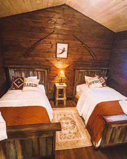 Prairie Junction Rustic Cabins Stettler - Stettler - 5