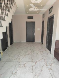 HOTEL ReD BA SUHAG - Indore - 9