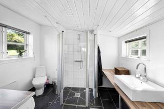Cottage With Breathtaking Sea And Cliff Views - Allinge - 1