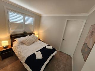 The Retreat Modern Cosy Stylish - Holmesville - 6