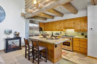 Pine Inn at Trail's End Lodge - Three Bedroom Residence with Spa #1 condo - 8