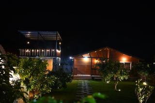 AVY Adobe - 3bhk Farm Stay with Pool in Moinabad - Venkatāpur - 3