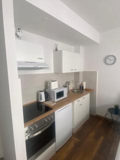 Zentral gelegene schöne Wohnung, neu, Bremen Mitte, direkte Nähe zum Klinikum, Balkon - Brema - 3