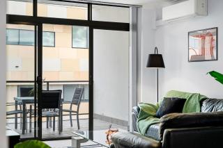 Stylish 2br City Apartment Balcony&parking - Perth - 7