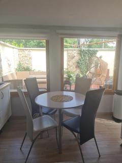 Flamingó Apartman - Balatonszárszó - 1