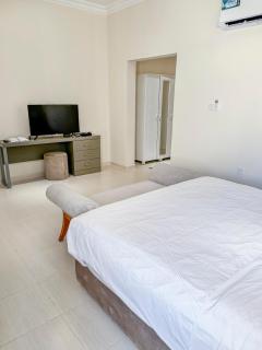 Prestigious Villa in Um Salal Izghawa - Doha - 2