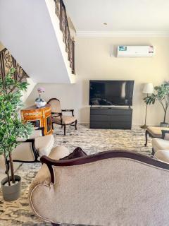 Prestigious Villa in Um Salal Izghawa - Doha - 1