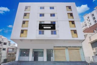 Super Townhouse Ambegaon Road Katraj Formerly White Castle - Māngvādi - 0