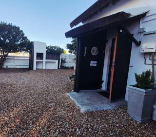 Charming 3 Bedroom Home in St Francis Bay - 8