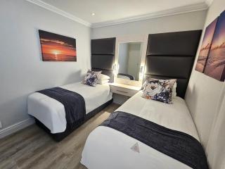 Luxury Penthouse Apartment 711 in Ballito by First Private Stays - Ballito - 2