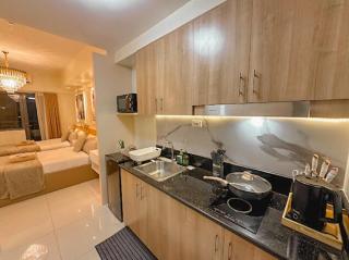 Cozy Twin Suite with Balcony in Makati Free WiFi - Manila - 5