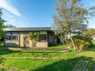Bungalow in Sint Maartenszee near Beach - Sint Maartenszee - 6