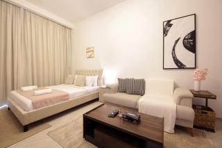 Contemporary JVC Studio with Rooftop Pool Gym - 5