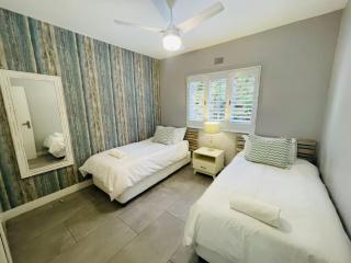 Beachy Seaside Serenity - Umdloti - 6