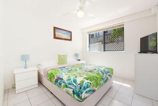 Lindomare Unit 1, 11 Orvieto Tce, Kings Beach - Caloundra - 6