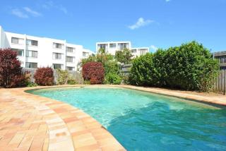Lindomare Unit 1, 11 Orvieto Tce, Kings Beach - Caloundra - 1