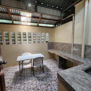 Dapdap's Townhouse - - 6