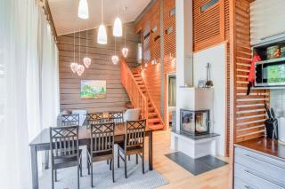 Comfy Cabin Retreat in Tahko with Hot Tub & Sauna - Tahkovuori - 8
